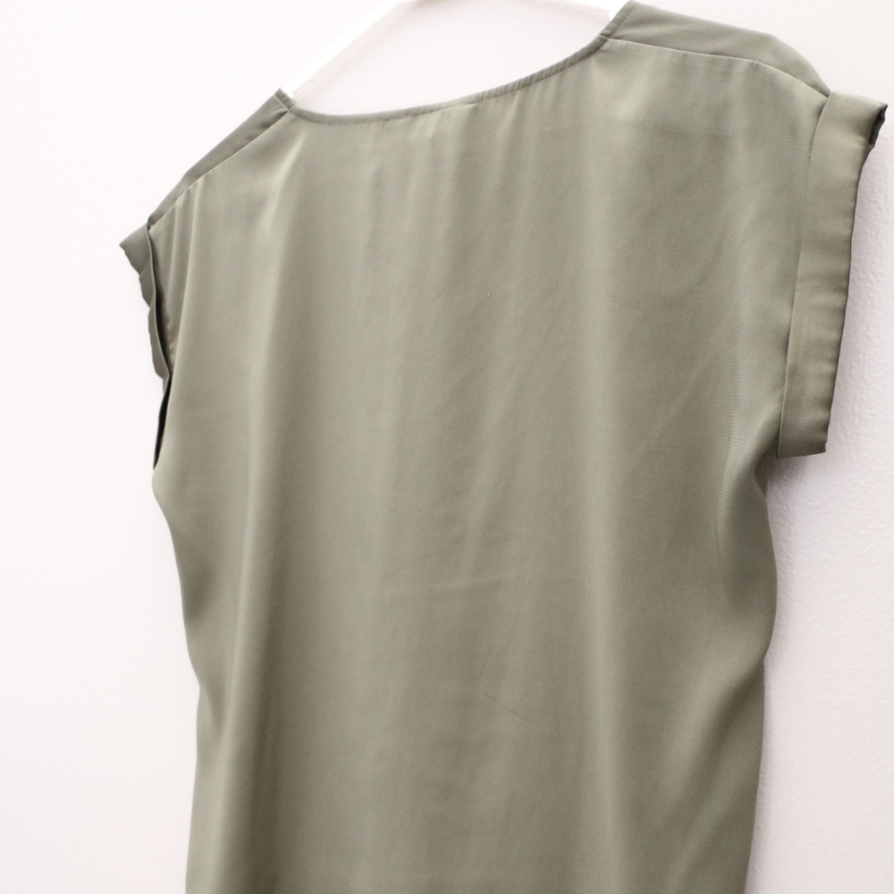 Express Top/blouse - Picture 6 of 6